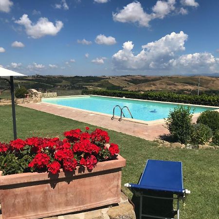Podere Ampella Villa San Giovanni d'Asso Luaran gambar