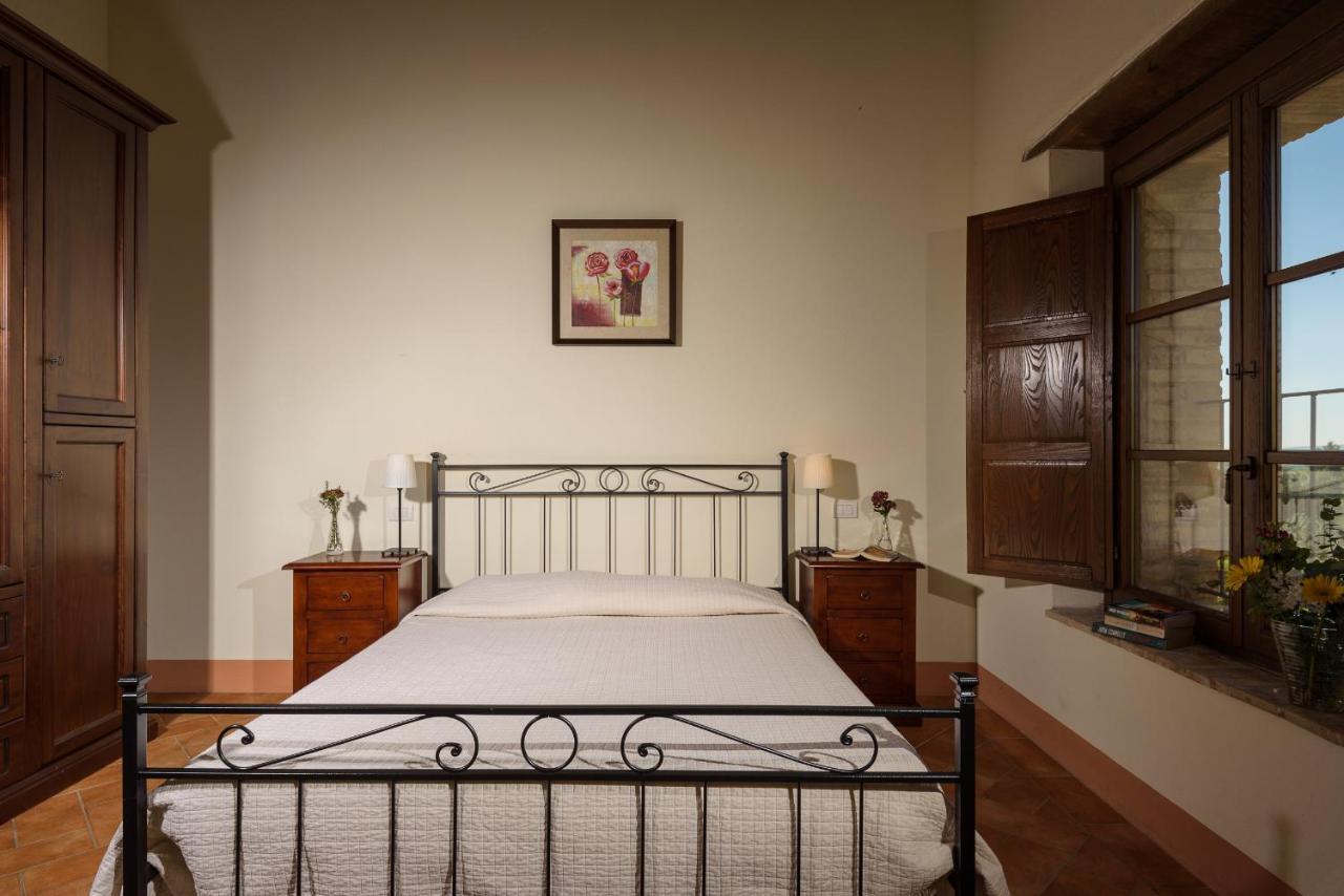Podere Ampella Villa San Giovanni d'Asso Luaran gambar