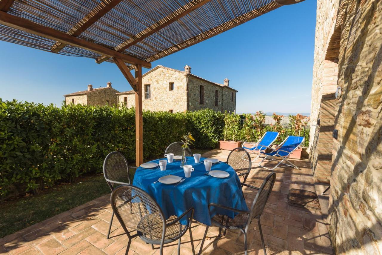 Podere Ampella Villa San Giovanni d'Asso Luaran gambar